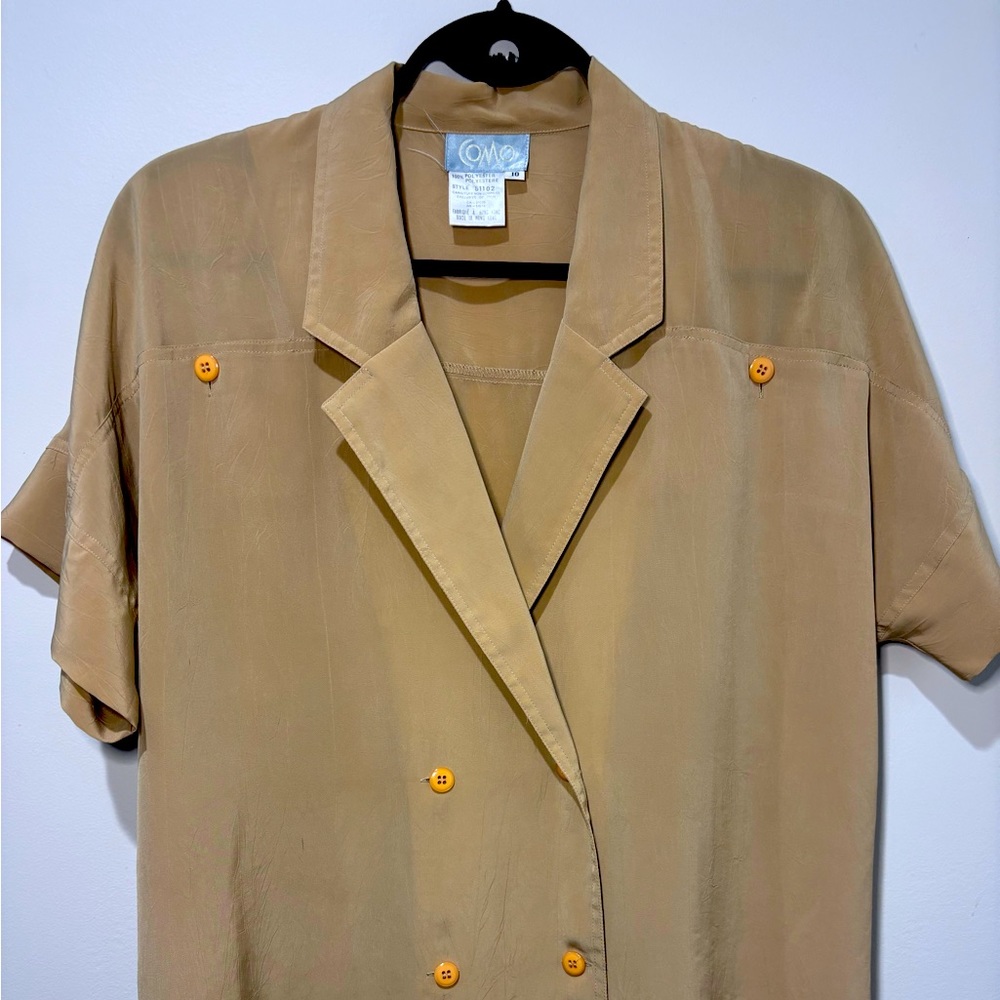 Unique brown short sleeve button down